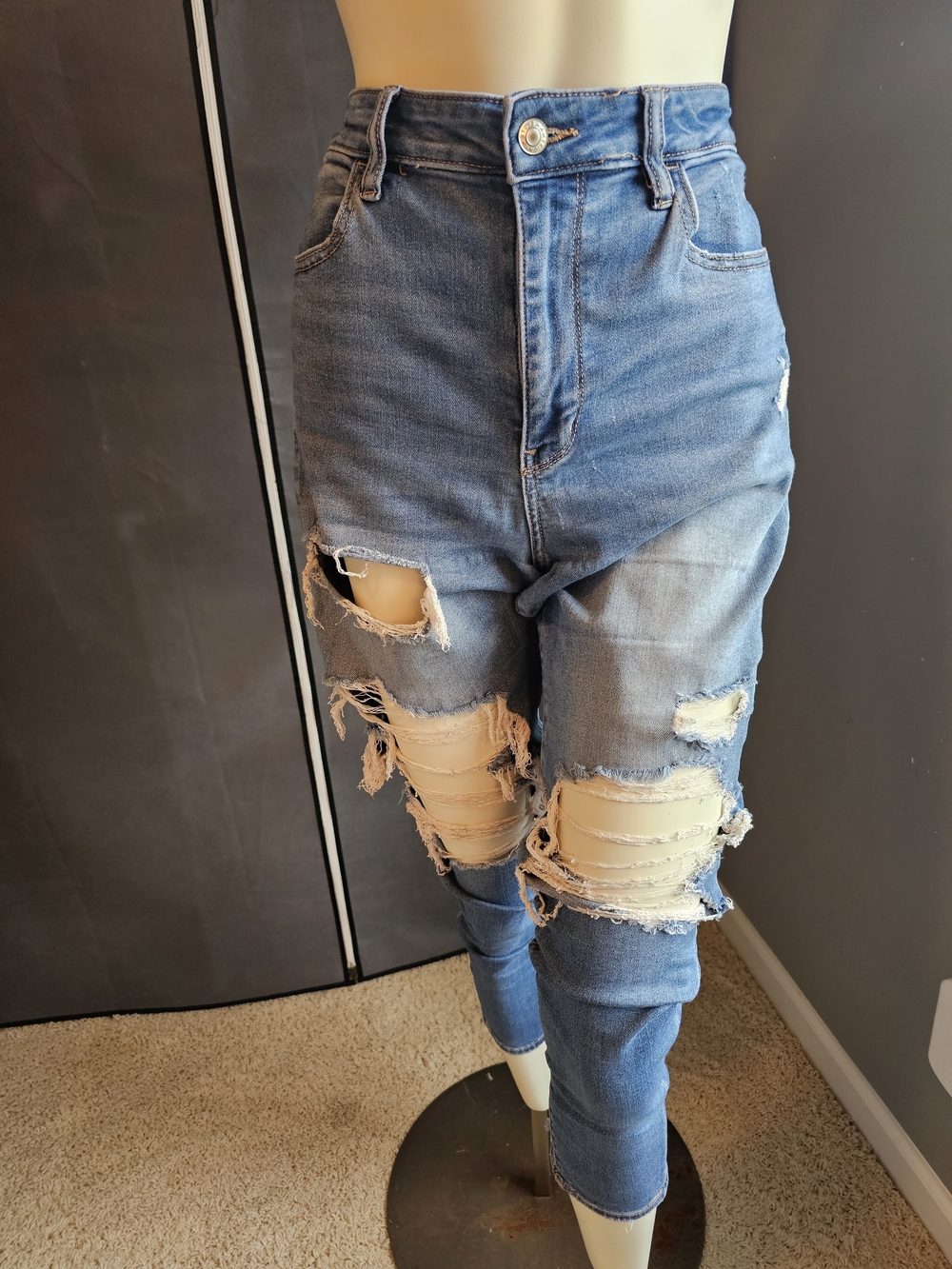 Classic High-Waist Distressed Blue Jeans - Women